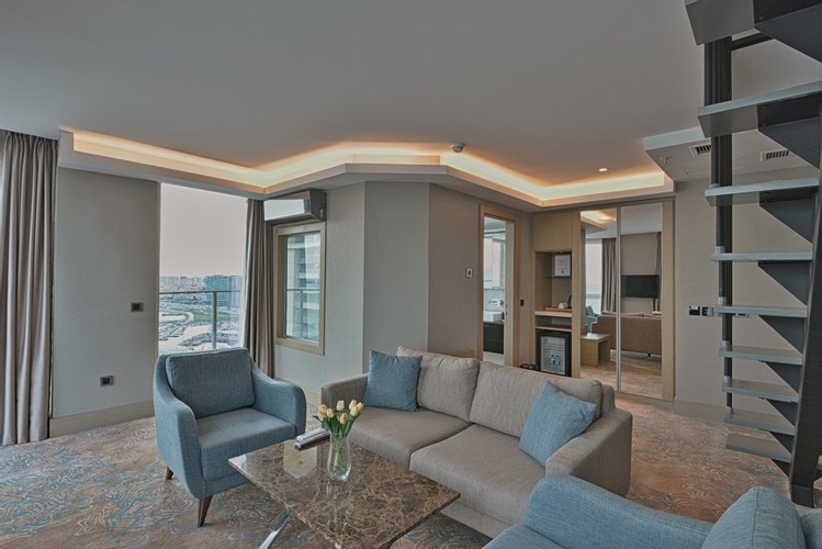 Dublex Suit Oda, Deniz Manzaralı (Balkonlu)