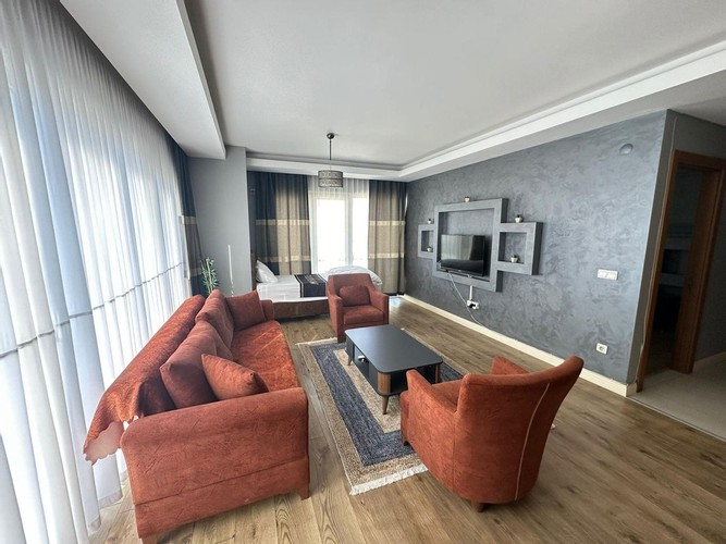 Suit Oda (3 Kişilik)