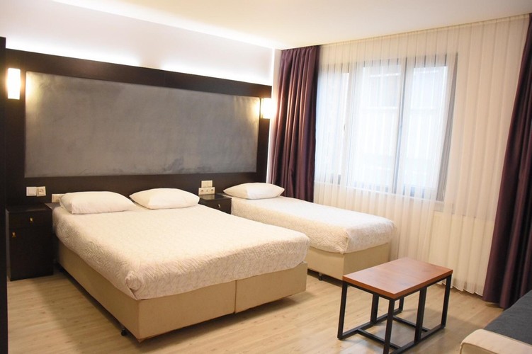 Aile Superior Odası