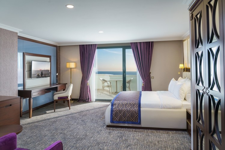 Deluxe Room, Sea View (Balcony)