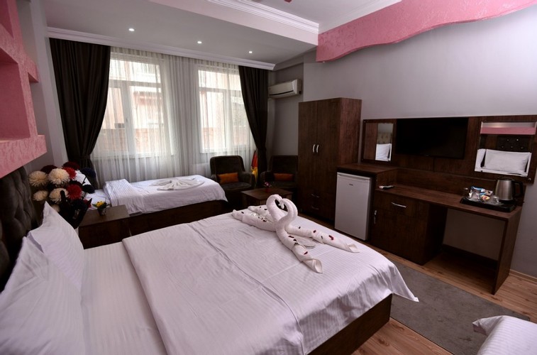 Standard Room (3 Person)