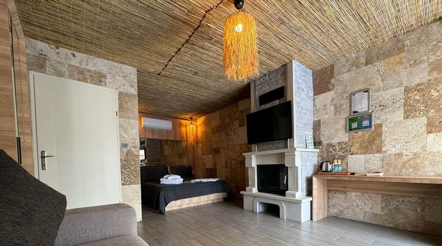 Standart Oda, Havuz Manzaralı