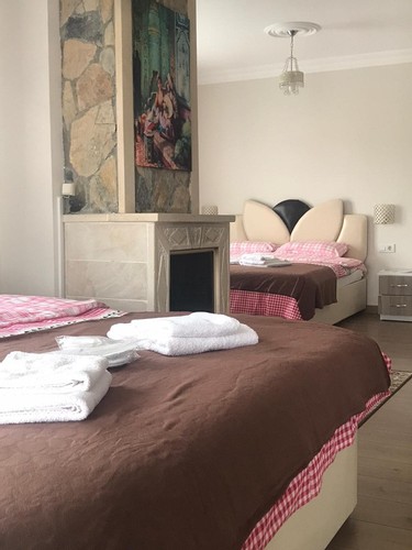 Aile Suit Odası (4 Kişilik)