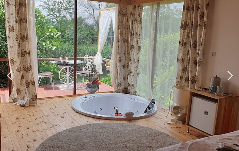 Öykü 1 Şömine & Jakuzi