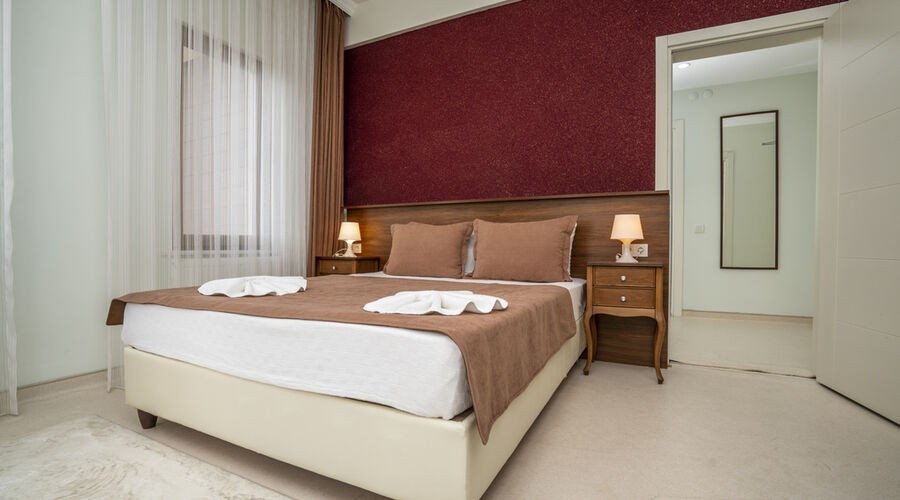 Single Room (1 Person)