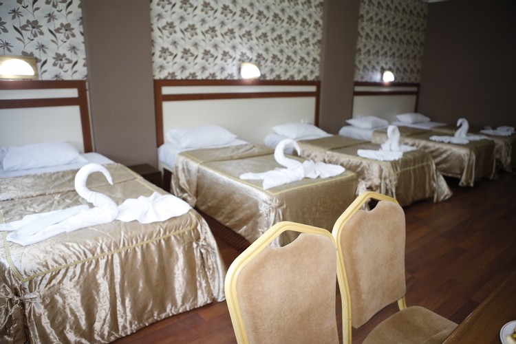 Deluxe Room, City View (4 Person)