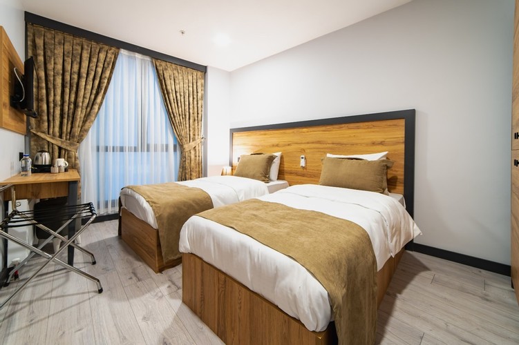 Deluxe Iki Ayrı Yataklı Oda