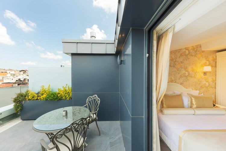 Premium Teras Oda (Teraslı)