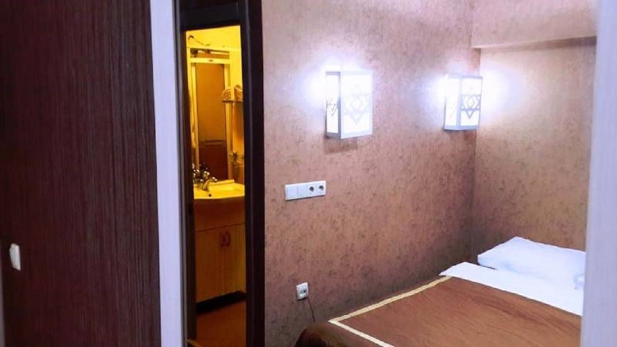 Standard Room (1 Person)