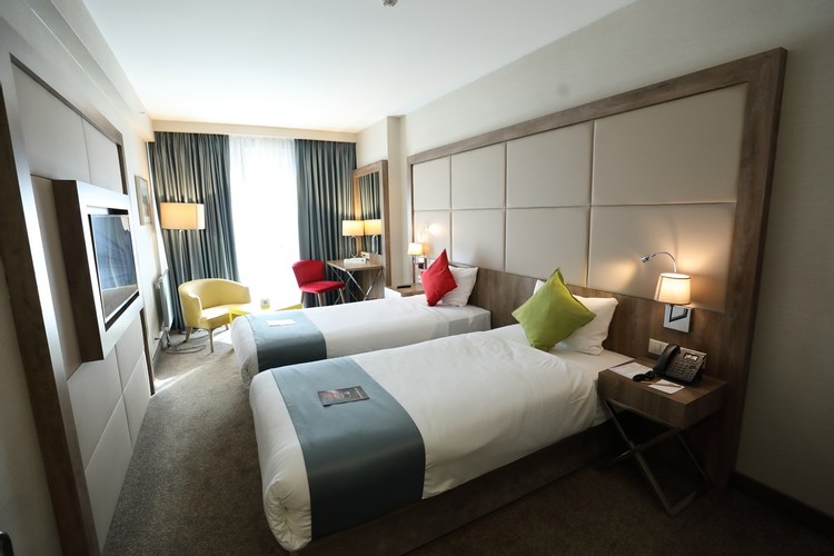 Deluxe Iki Ayrı Yataklı Oda (Balkonlu)