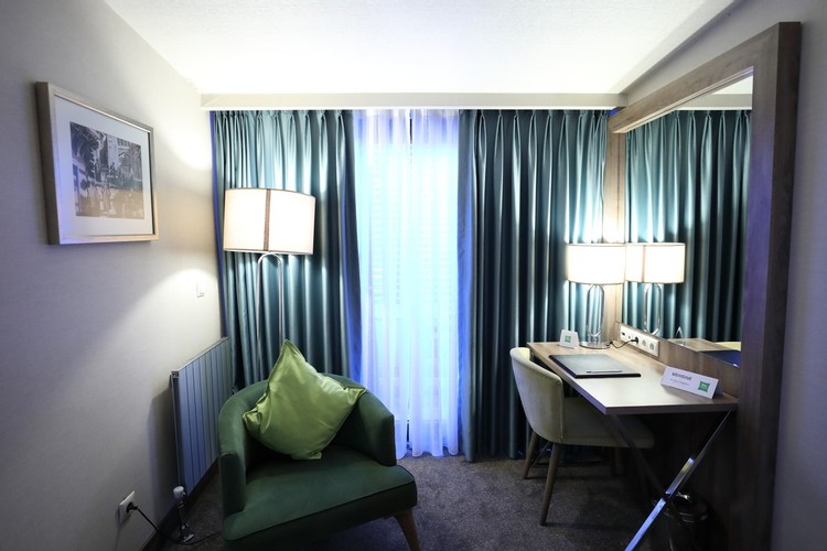 Ekonomik Iki Ayrı Yataklı Oda