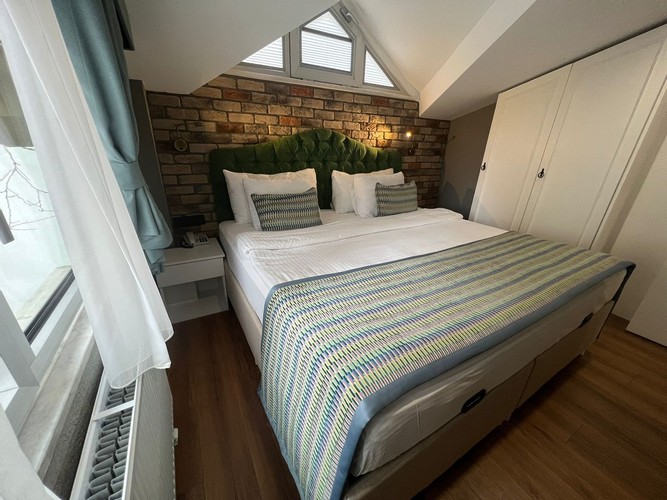 Loft Room, Garden View (Balcony)