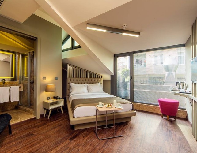 Çatı Loft Oda