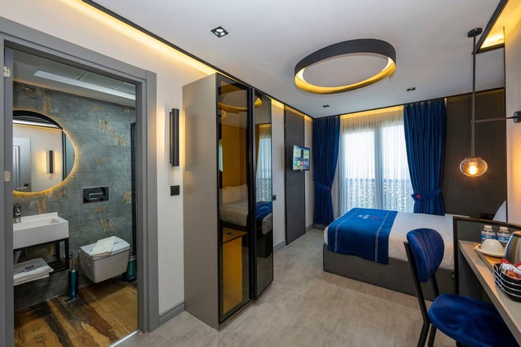 Standard Room (1 Person)