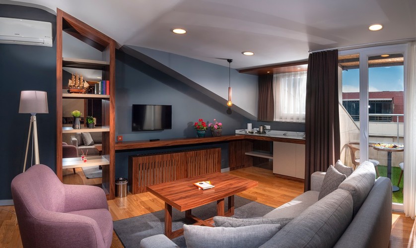 Deluxe Oda (4 Kişilik, Teraslı)