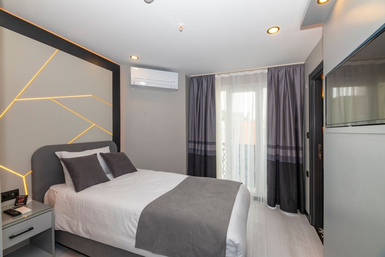 Deluxe Tek Kişilik Oda (1 Kişilik)