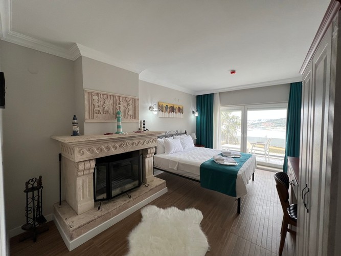 Deluxe Şömineli Oda, Deniz Manzaralı