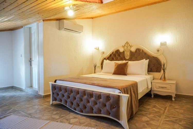 Çatı Teras Katı Oda