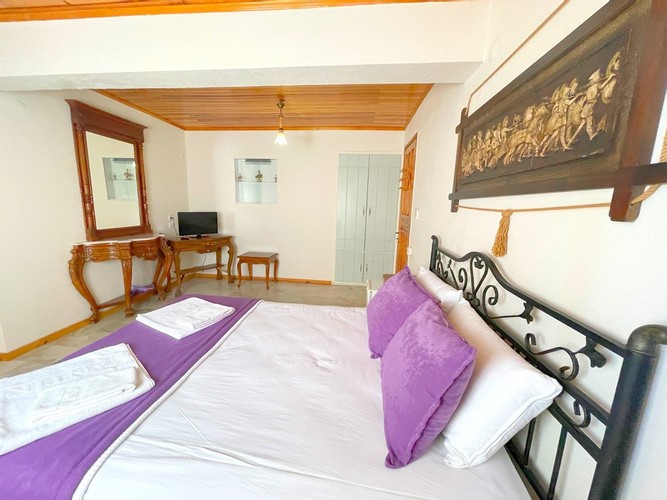 Deluxe Luxury Room (Balcony)