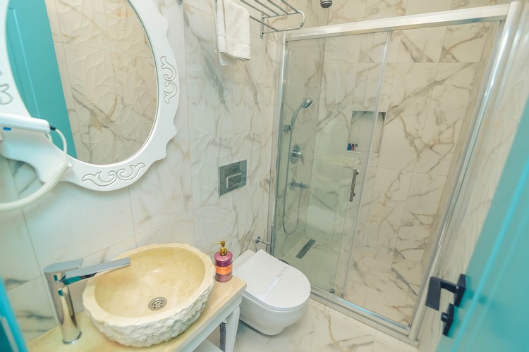 Deluxe Room (Balcony)