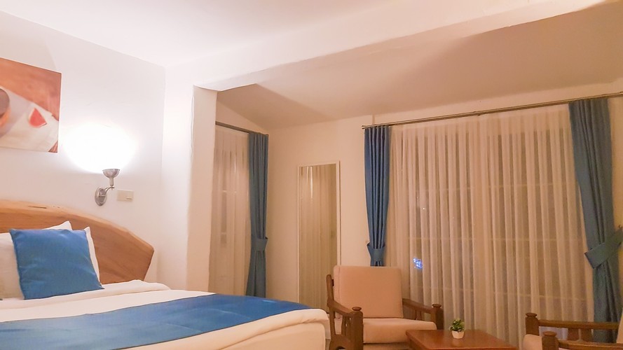 Suite Room, Pool View (Balcony)