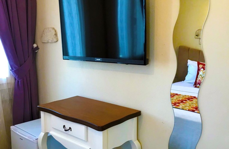 Deluxe Oda, Havuz Manzaralı