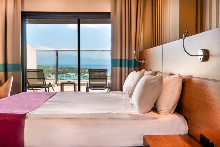 Teras Oda (Teraslı)