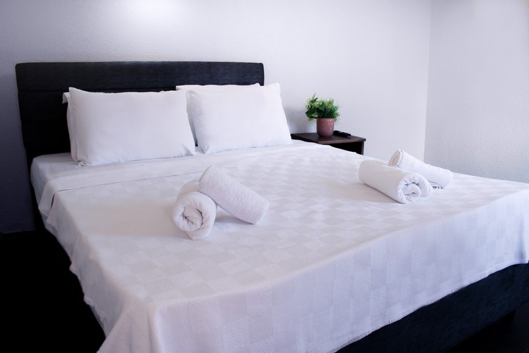 Economy Room, Garden View