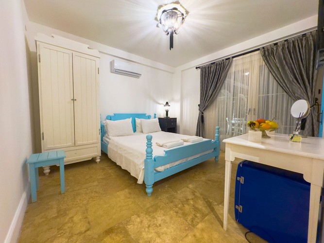 Deluxe Connected Room, Pool View