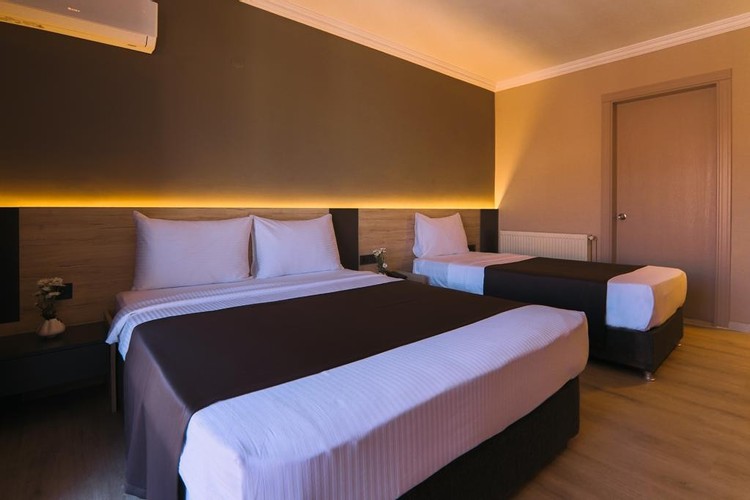 Standard Room (3 Person)