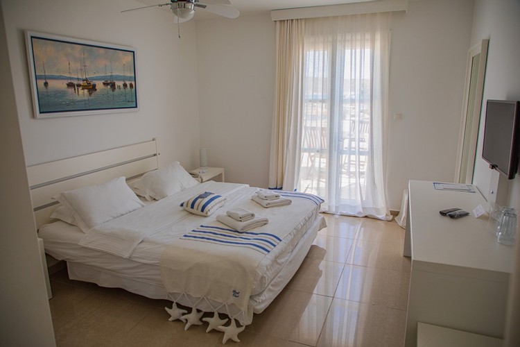 Standart Oda, Havuz Manzaralı