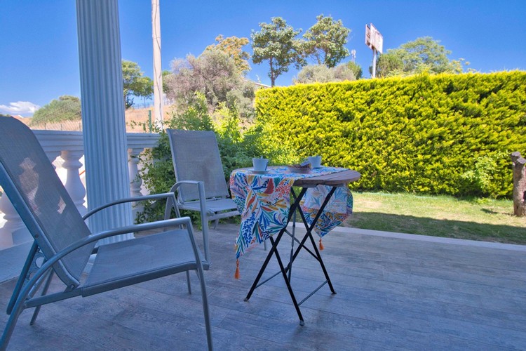 Deluxe Room, Garden View