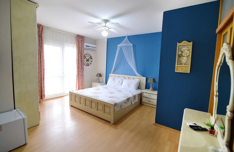 Standart Oda (3 Kişilik, Balkonlu)