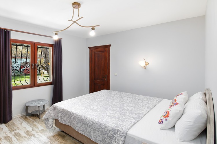 Standart Oda, Bahçe Manzaralı