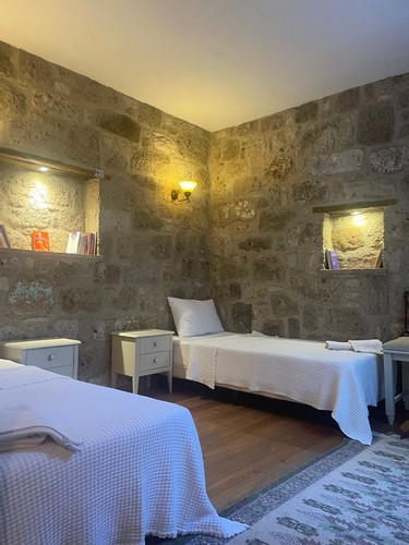 İki Ayrı Yataklı, Tek Kişilik Oda