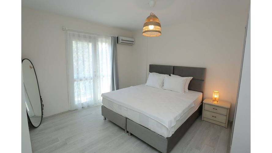 Deluxe Oda (3 Kişilik, Balkonlu)