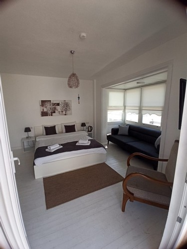 Balkonlu Oda (Balkonlu)