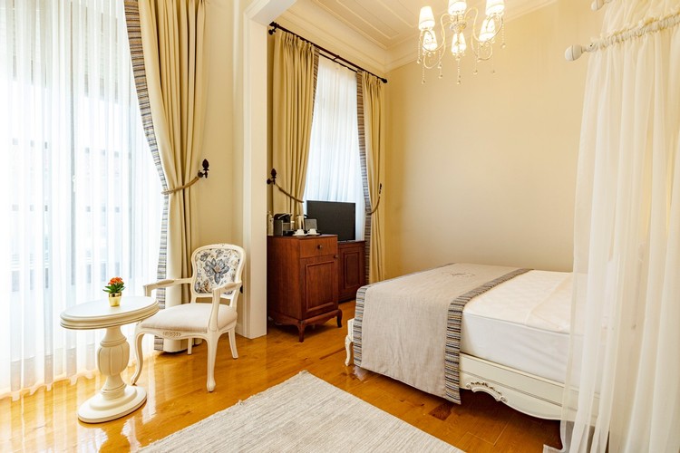 Standart Oda, Deniz Manzaralı