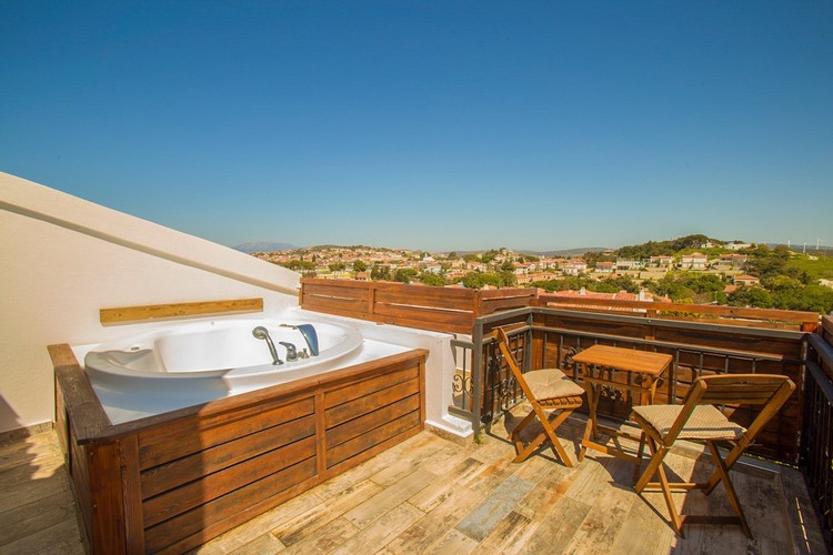 Suite Room (Jacuzzi)