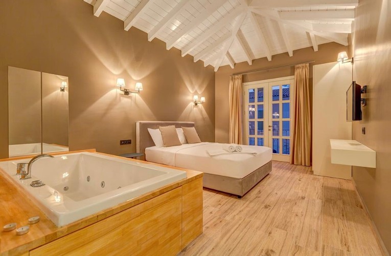 Superior Oda (Jakuzi)