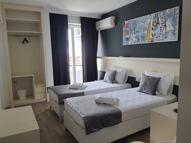 Standard Room (Balcony)