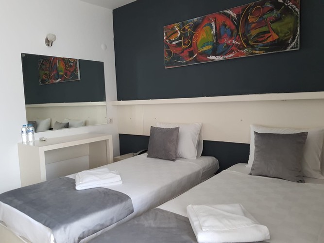 Family Room (Balcony)