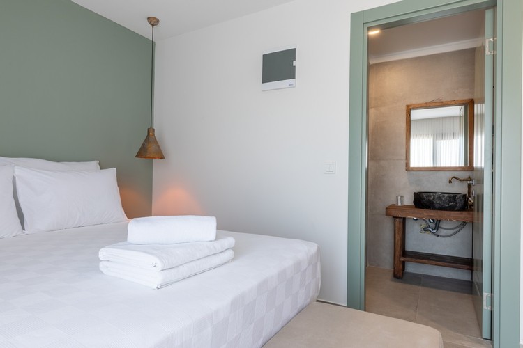 Superior Room, Garden View