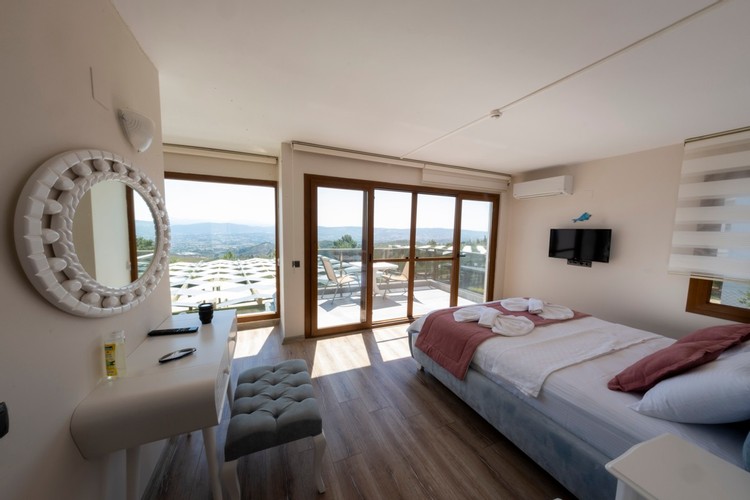 Suite Room (Jacuzzi)