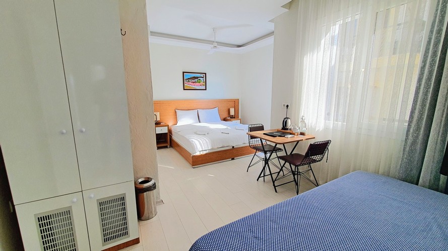 Family Room (Balcony)