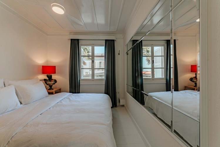 Deluxe Room, City View