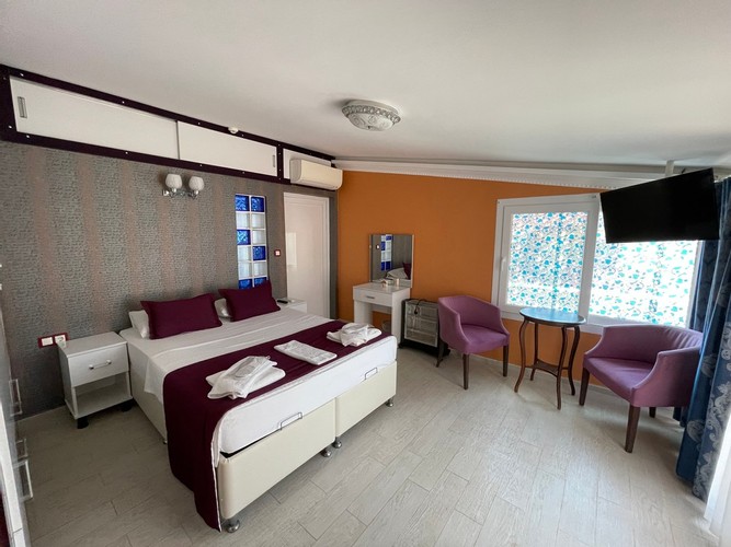 Teras Oda, Kısmi Deniz Manzaralı