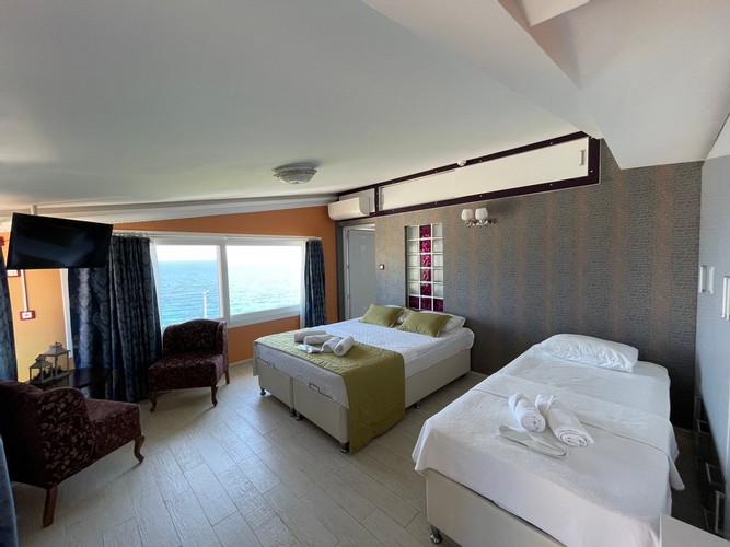 Teras Oda, Deniz Manzaralı (3 Kişilik)