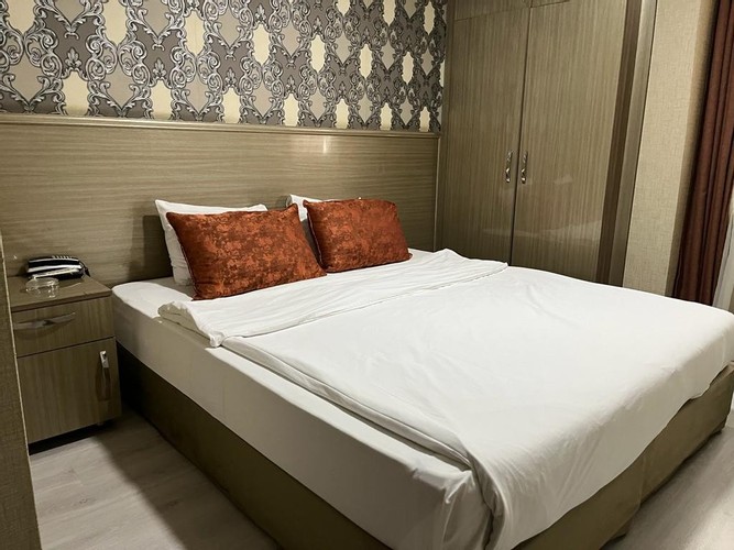 Standard Room (1 Person)