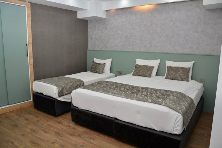 3 Bed Studio Apartment